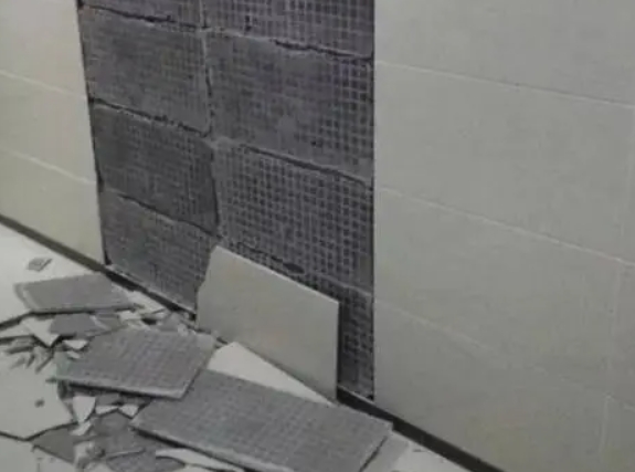 平顶山叶县瓷砖空鼓维修公司分享下平顶山叶县墙砖松动维修的知识